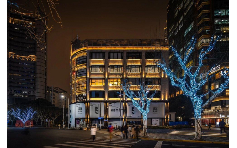 南京西路部分優秀建筑燈光改造